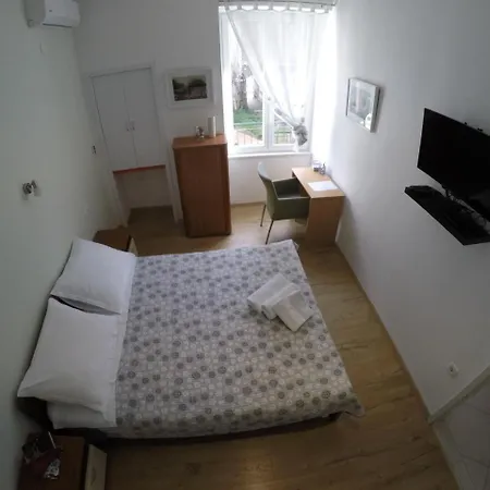 Gero Guest house